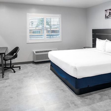 Hollywood Inn Express Lax Inglewood Extérieur photo